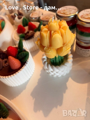 Свещи за подарък ръчна изработка сувенир , снимка 10 - Декорация за дома - 53614231