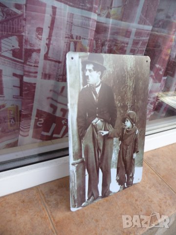 Чарли Чаплин метална табела Хлапето комедия комик филм смях , снимка 2 - Декорация за дома - 44185948