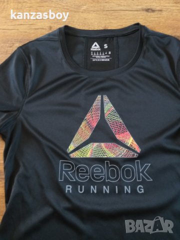 Reebok Run Essentials - страхотна дамска тениска КАТО НОВА, снимка 2 - Тениски - 41339987