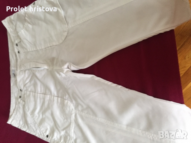 Бели панталони, снимка 1 - Къси панталони и бермуди - 36343607