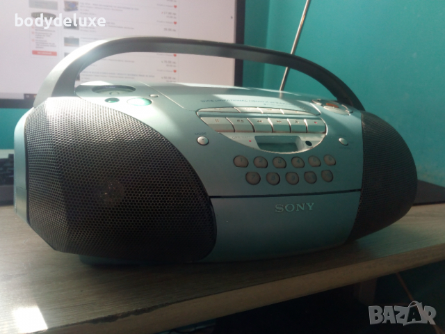 Sony CFD-S300L радио-касетофон, снимка 2 - Радиокасетофони, транзистори - 36421131