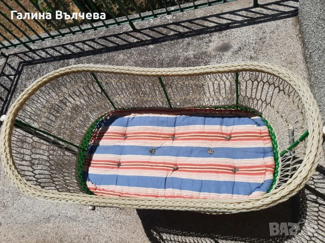 Винтидж детско креватче - люлка, със дюшек, снимка 4 - Бебешки легла и матраци - 51146114