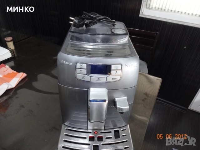  Saeco Intelia evo за/на части, снимка 2 - Кафемашини - 52872549