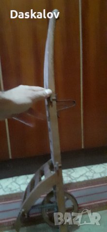 Продавам декоративна дървена поставка за саксия, снимка 3 - Градински мебели, декорация  - 39229443