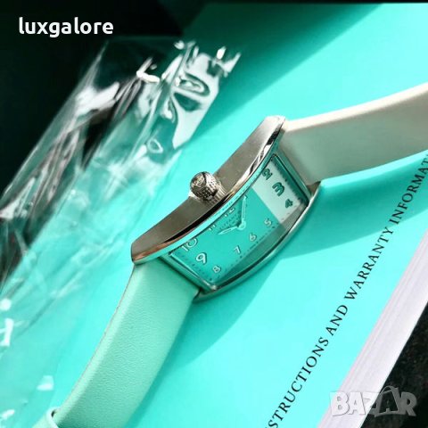 Дамски часовник TIFFANY&Co. East West Mini Light Blue с кварцов механизъм, снимка 3 - Дамски - 40644304