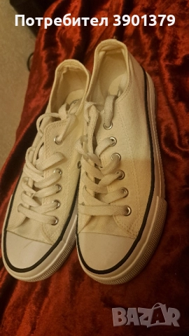 Продавам Обувки , снимка 2 - Дамски ежедневни обувки - 52405768