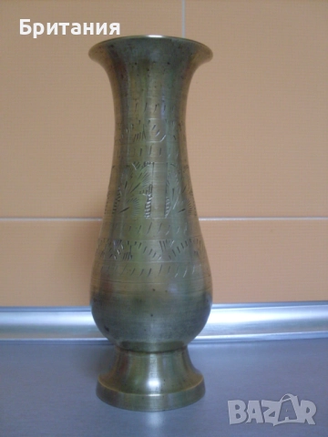 Бронзов съд- ваза.