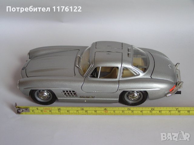 Bburago 1/24 Burago '54 Mercedes Benz 300 SL Бураго Мерцедес Бенц Made In Italy, снимка 8 - Коли, камиони, мотори, писти - 35841509