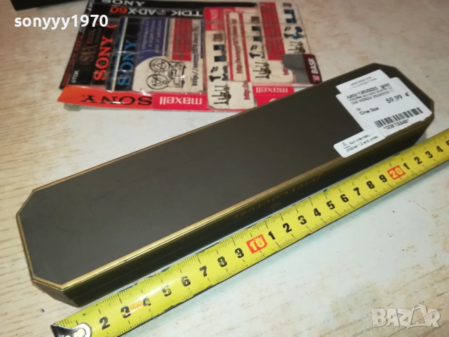 JUICY COTURE GOLD BORN IN USA-ВНОС SWISS 2709251901, снимка 11 - Гривни - 51859359