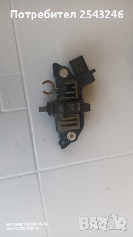 Реле регулатор за мерцедес w211 