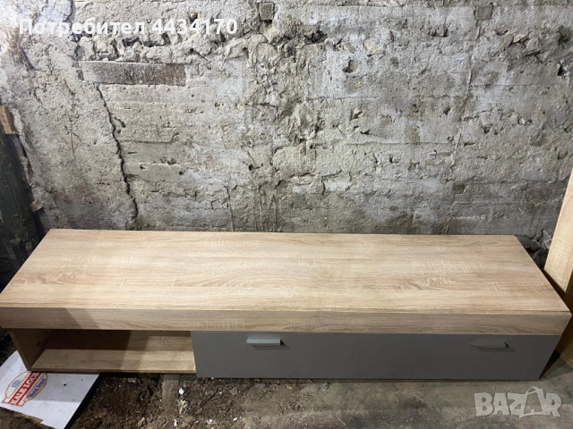 IKEA три-частна секция/холна стена – отлична цена, снимка 2 - Секции и витрини - 52796468