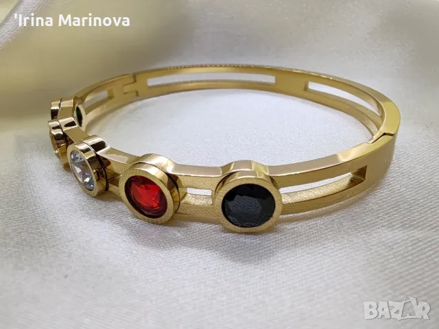 Гривна от медицинска стомана , снимка 2 - Гривни - 49922949