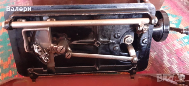 Шевна машина ”Сингер” (Singer) - стара, снимка 2 - Антикварни и старинни предмети - 53862722