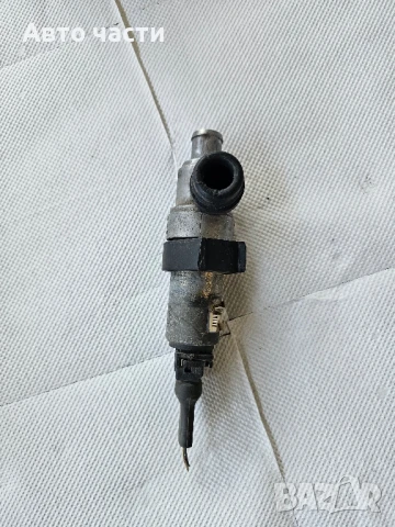 Стъпков мотор VW Golf 3 2.0 бензин 115 конски сили 037906457C, снимка 2 - Части - 51070343