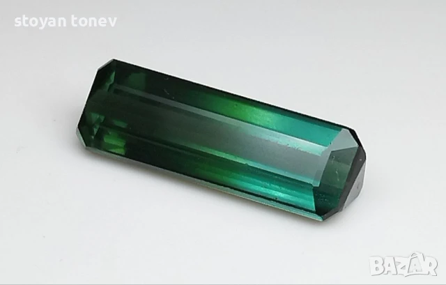 Великолепен двуцветен индиголит турмалин с VS чистота 5.55кт! Нов!, снимка 7 - Други - 50659351