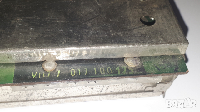 Стара електронна платка в метална кутия с дупки, снимка 2 - Друга електроника - 44841393