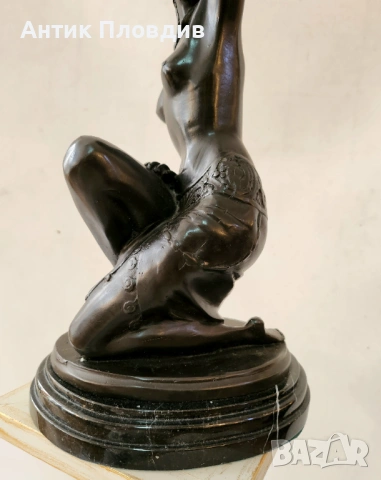Голяма бронзова статуетка, снимка 6 - Статуетки - 53722201