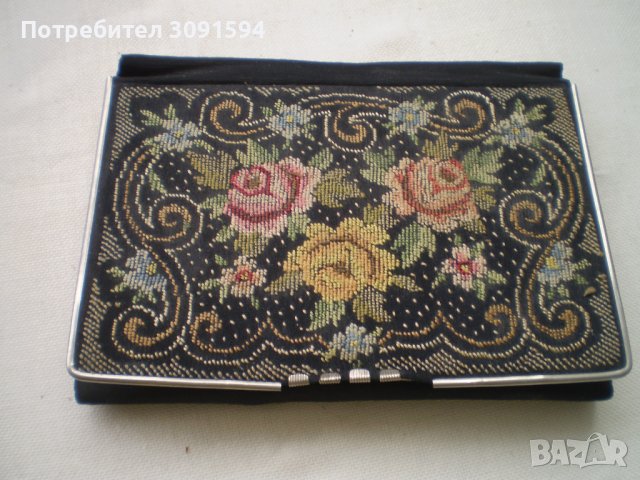 19ти век портмоне несесер ръчна  многоцветна бродерия, снимка 1 - Антикварни и старинни предмети - 41830400