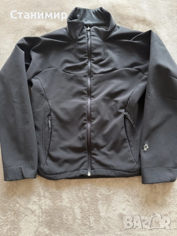 Дамско яке Jack Wolfskin.