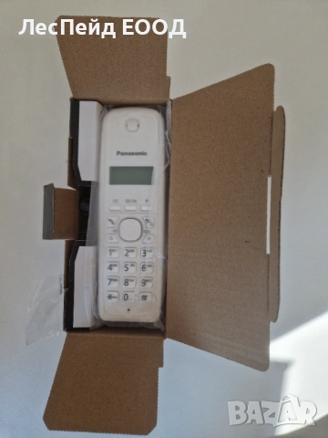 Panasonic KX-TG1611FRF телефон DECT телефон Идентификация на обаждащия се Лилаво, Бяло, снимка 2 - Други - 53518465