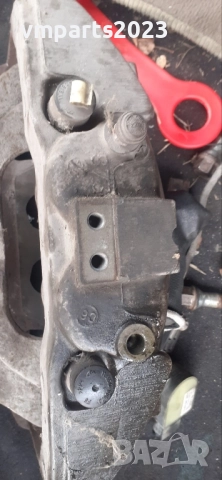 Предни двубутални спирачни апарати Audi A8 D3/A6 C6 Ауди А8/А6, снимка 4 - Части - 51975876