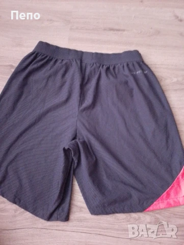 Гащи Nike, снимка 3 - Къси панталони - 50949933