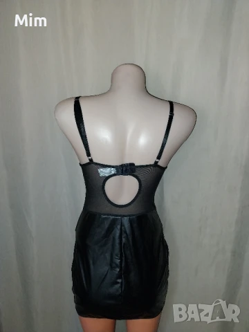 М Черна еластична рокля от тънка еко кожа , снимка 3 - Рокли - 51186174