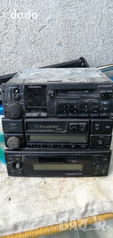  grundig авто радио касетофон , снимка 1 - Аудиосистеми - 42453540