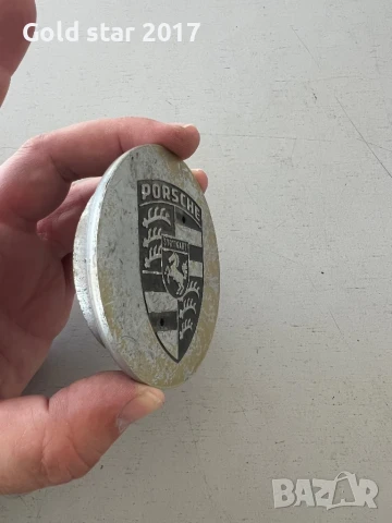 Капачка за джанта Porsche, снимка 2 - Гуми и джанти - 50914602