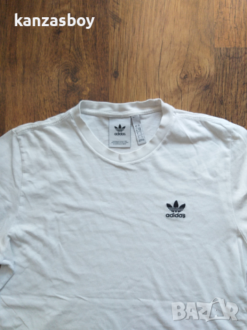 adidas Originals Essential - страхотна мъжка тениска КАТО НОВА, снимка 3 - Тениски - 36358230