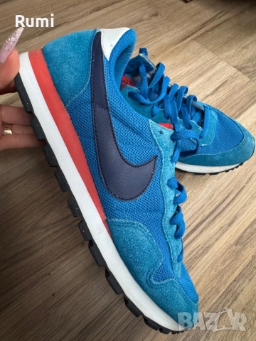 Оригинални класически маратонки Nike Air Pegasus 83! 45 н, снимка 2 - Маратонки - 51838990