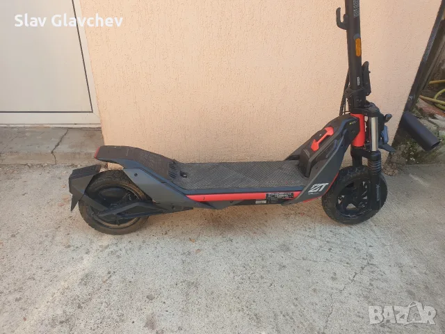 електрически скутер SEGWAY Kick Scooter ZT3 Pro- КАТО НОВ гаранция  до май 2027г, снимка 15 - Велосипеди - 56151105