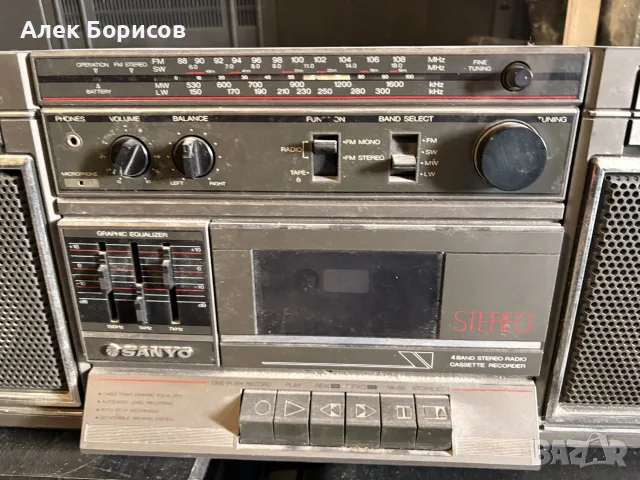 Радиокасетофон Sanyo M9711LU, снимка 2 - Радиокасетофони, транзистори - 56390773