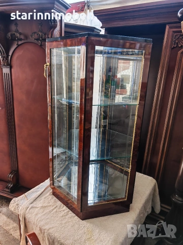 Шестоъгълна витринка, снимка 2 - Секции и витрини - 53652702