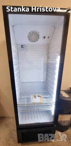 Вертикална хладилна витрина Klastein 270L. , снимка 9 - Витрини - 53742380