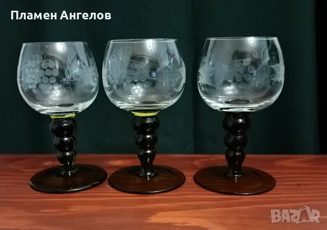 Стъклени чаши 3 броя. 