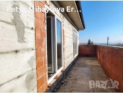 Двуетажна къща с Акт 14 в с. Хераково, снимка 13 - Къщи - 53702535