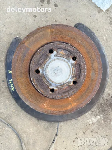 430421801R, 441517206R заден десен шенкел с главина и диск от Renault Trafic 3 1.6 dci