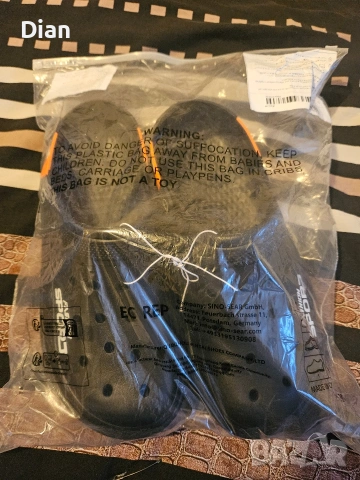 Чехли като CROCS 