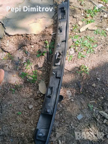 Лайсна заден капак Renault Megane II, КОМБИ , снимка 2 - Части - 50071637