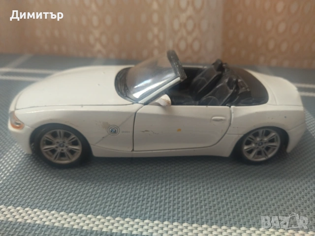 Метална количка BMW Z4 (1/24) !!!, снимка 5 - Колекции - 53099057