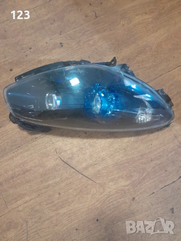 Фар десен Renault Wind