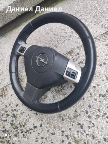 Продавам Мулти Кожен Волан от Опел Астра Х, снимка 2 - Аксесоари и консумативи - 52482102
