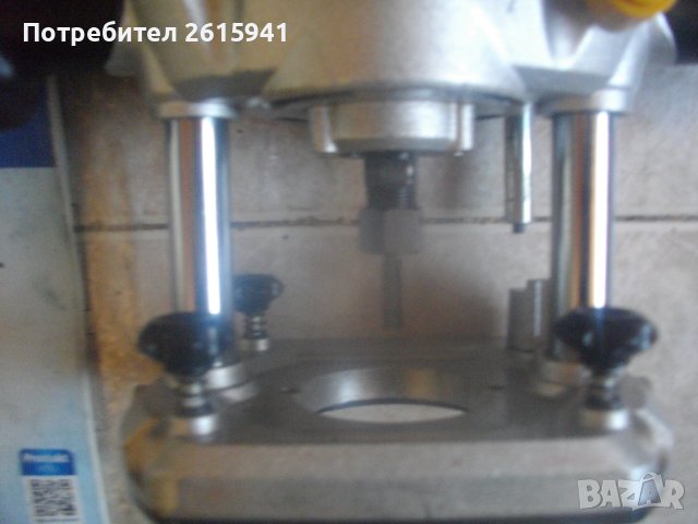 1250 Вата-Австрийска Оберфреза-Като Нова-Ход 52мм-WORKZONE-ОТЛИЧНА-Без Забележки-С Аксесоари, снимка 15 - Други инструменти - 42458197