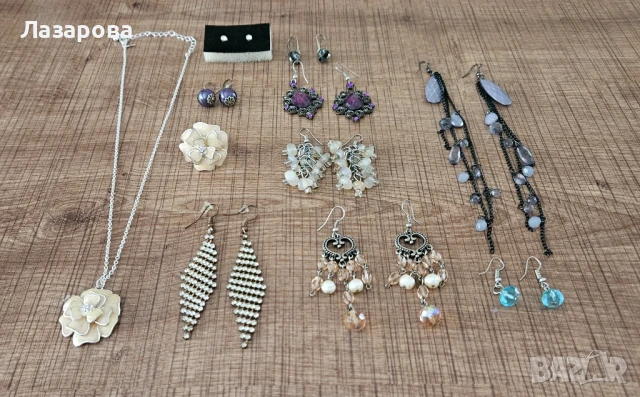 Лот бижута, снимка 2 - Бижутерийни комплекти - 50962485