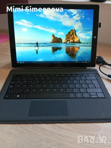 Surface Pro 3 таблет става като лаптоп има магнитна оригинална клавиатура и оригинално зарядно 