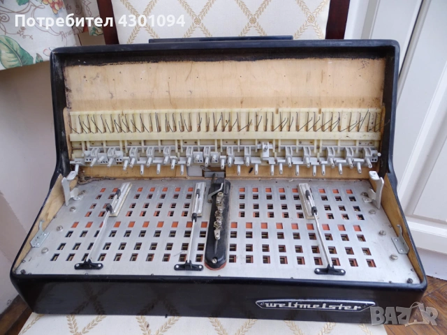 Корпус за Акордеон Weltmeister Stella 96 баса, снимка 2 - Акордеони - 53103700