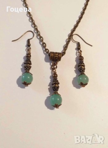 Разкошен комплект бижута обеци и колие с Нефрит и красиви орнаменти цвят Античен бронз , снимка 2 - Бижутерийни комплекти - 41882660