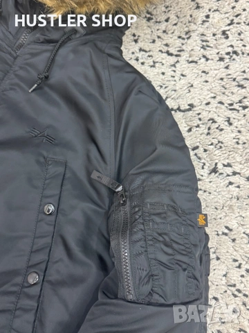 Мъжка парка ALPHA INDUSTRIES. Размер М, снимка 5 - Якета - 53302335