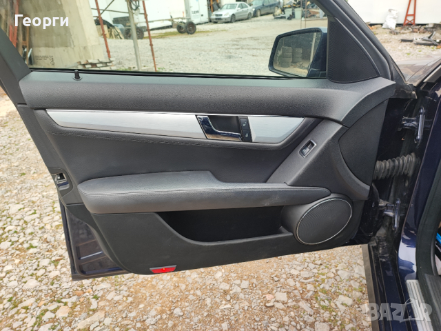 Салон от Мерцедес W204 Ц класа седан с подгрев кожа, снимка 7 - Части - 44535159